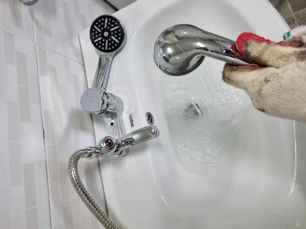 샤워겸용 수전 8